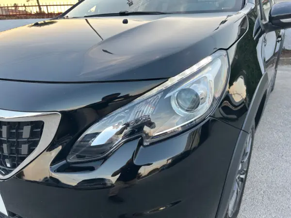 Peugeot 2008 BlueHDi FAP 120 STOP & START Allure 15
