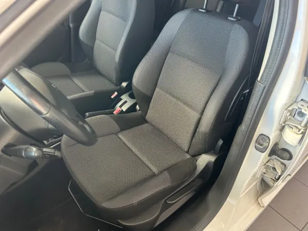 Peugeot 207 1.4 16V Sportium 21