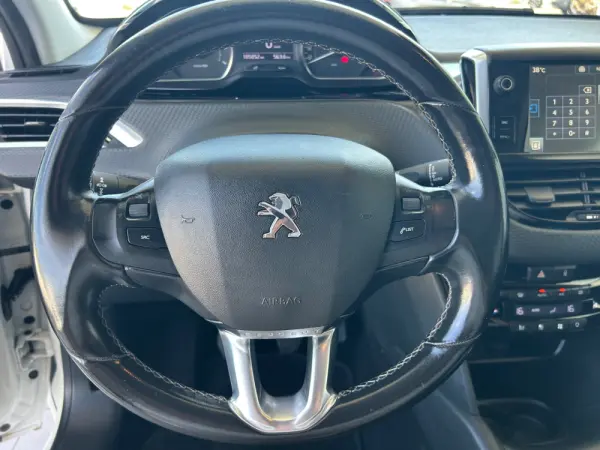 Peugeot 208 1.2 PureTech Allure 27