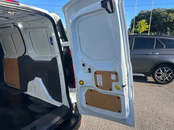 Ford Transit Connect 19