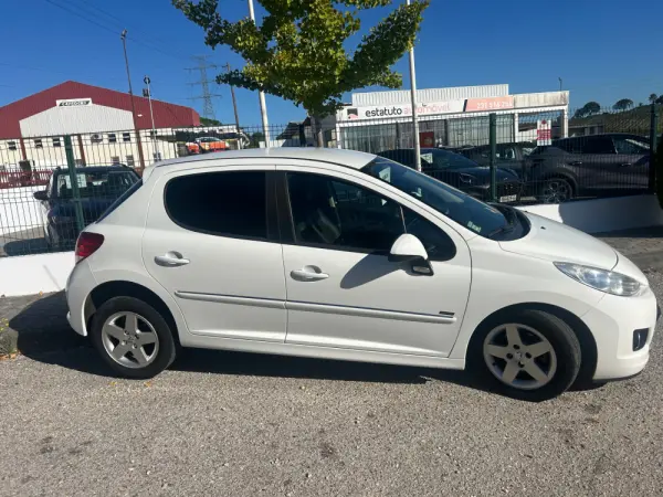 Peugeot 207 1.4 16V Sportium 6