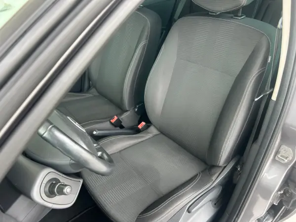 Renault Clio 1.5 dCi Dynamique S 21