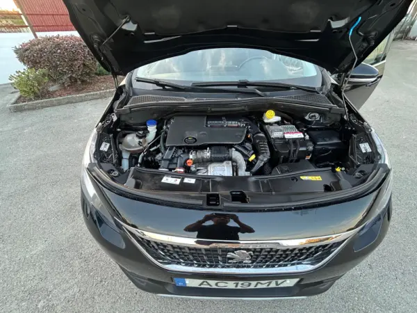 Peugeot 2008 BlueHDi FAP 120 STOP & START Allure 48