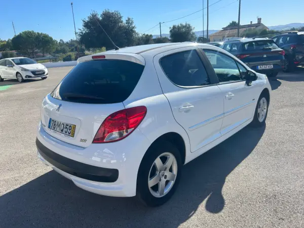 Peugeot 207 1.4 16V Sportium 8