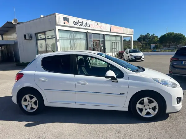 Peugeot 207 1.4 16V Sportium 3