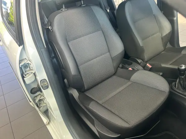 Peugeot 207 1.4 16V Sportium 22