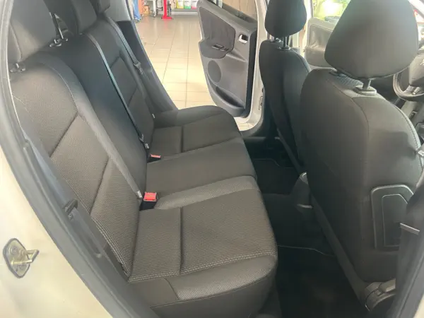 Peugeot 207 1.4 16V Sportium 23