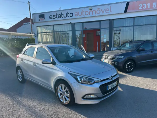 Hyundai i20 1.1 CRDi Comfort+Pack Look+JLL16 1