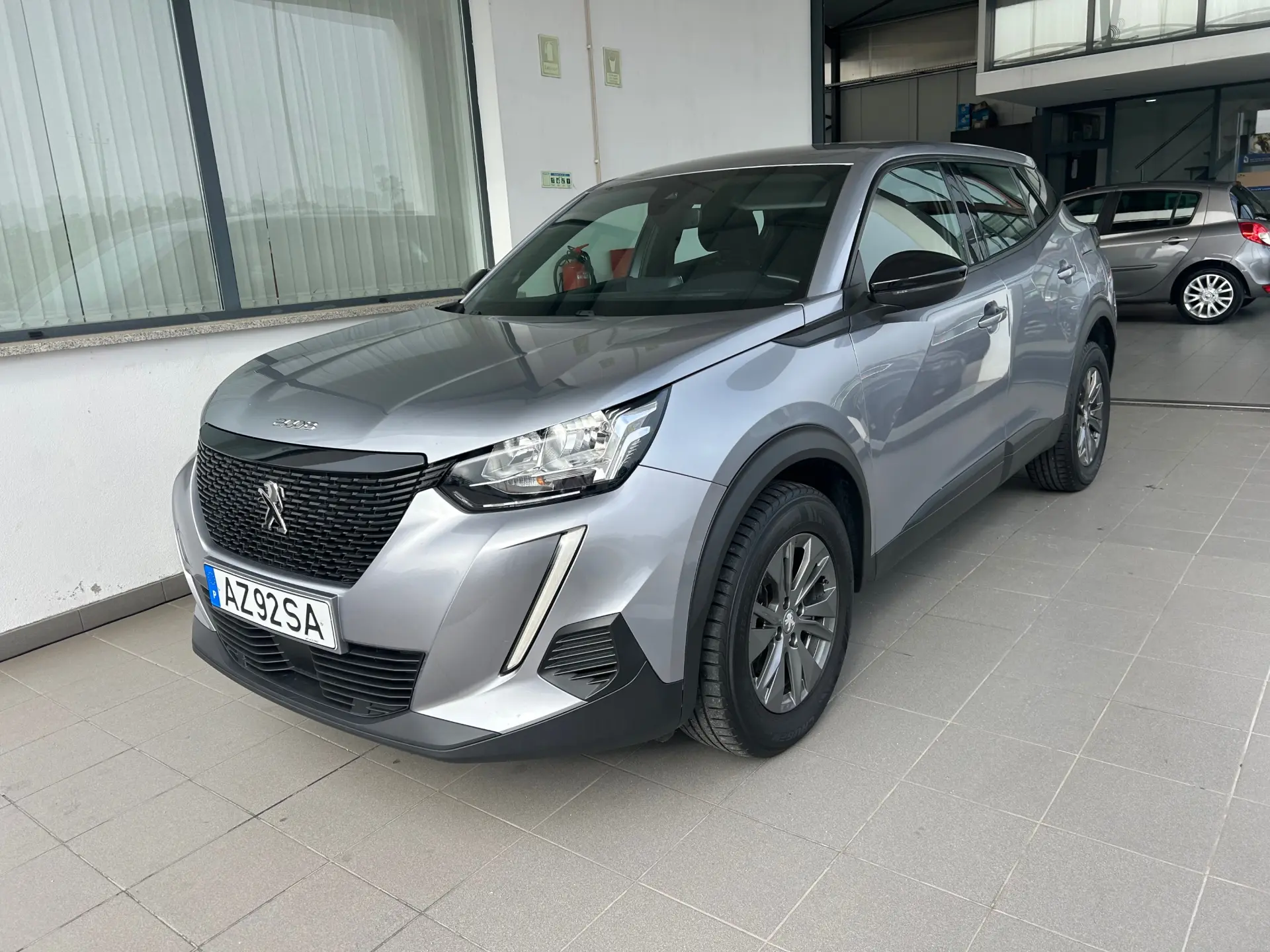Peugeot 2008 1.2 PureTech Active Pack 4