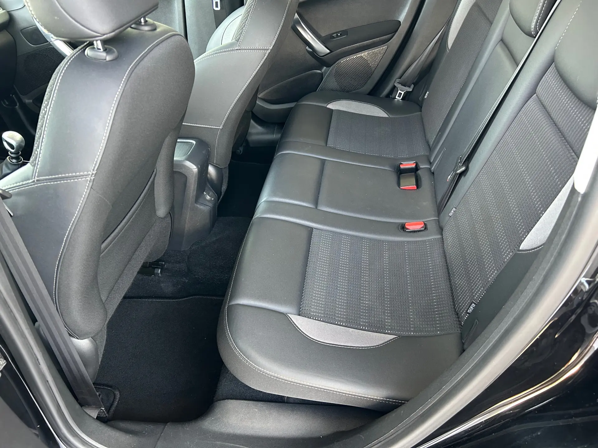 Peugeot 2008 BlueHDi FAP 120 STOP & START Allure 42