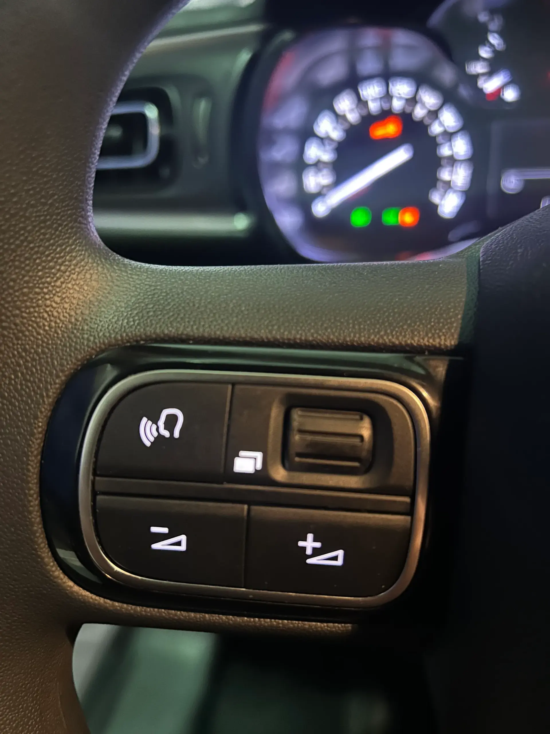 Citroen C3 1.2 PureTech Max EAT6 19