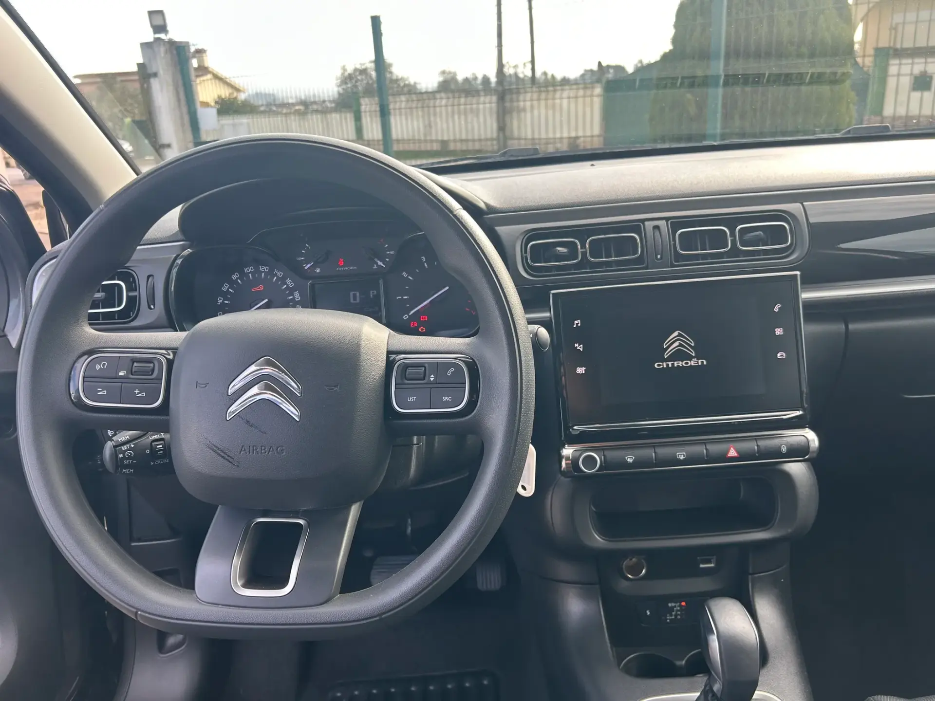 Citroen C3 1.2 PureTech Max EAT6 21