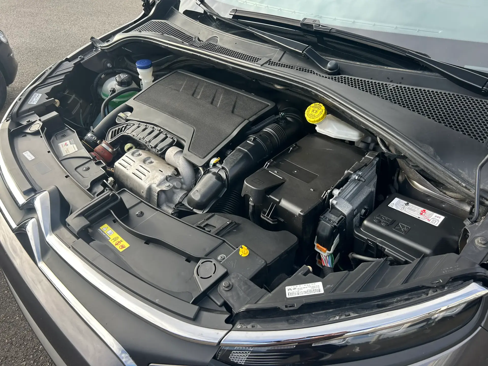 Citroen C3 1.2 PureTech Max EAT6 33