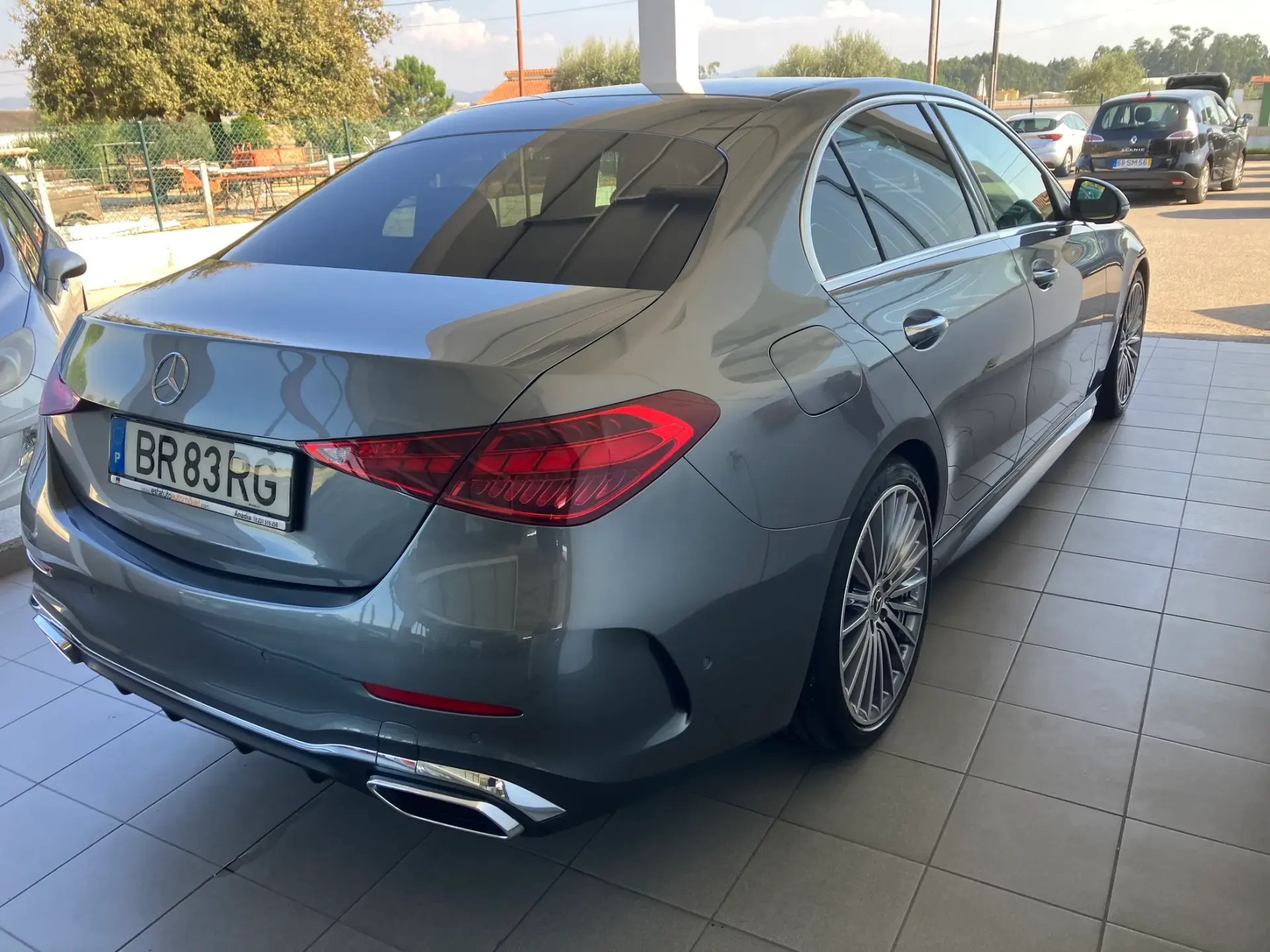 Mercedes-Benz C 180 BERLINA HB+AUTO AMG+360+PELE+J19 6