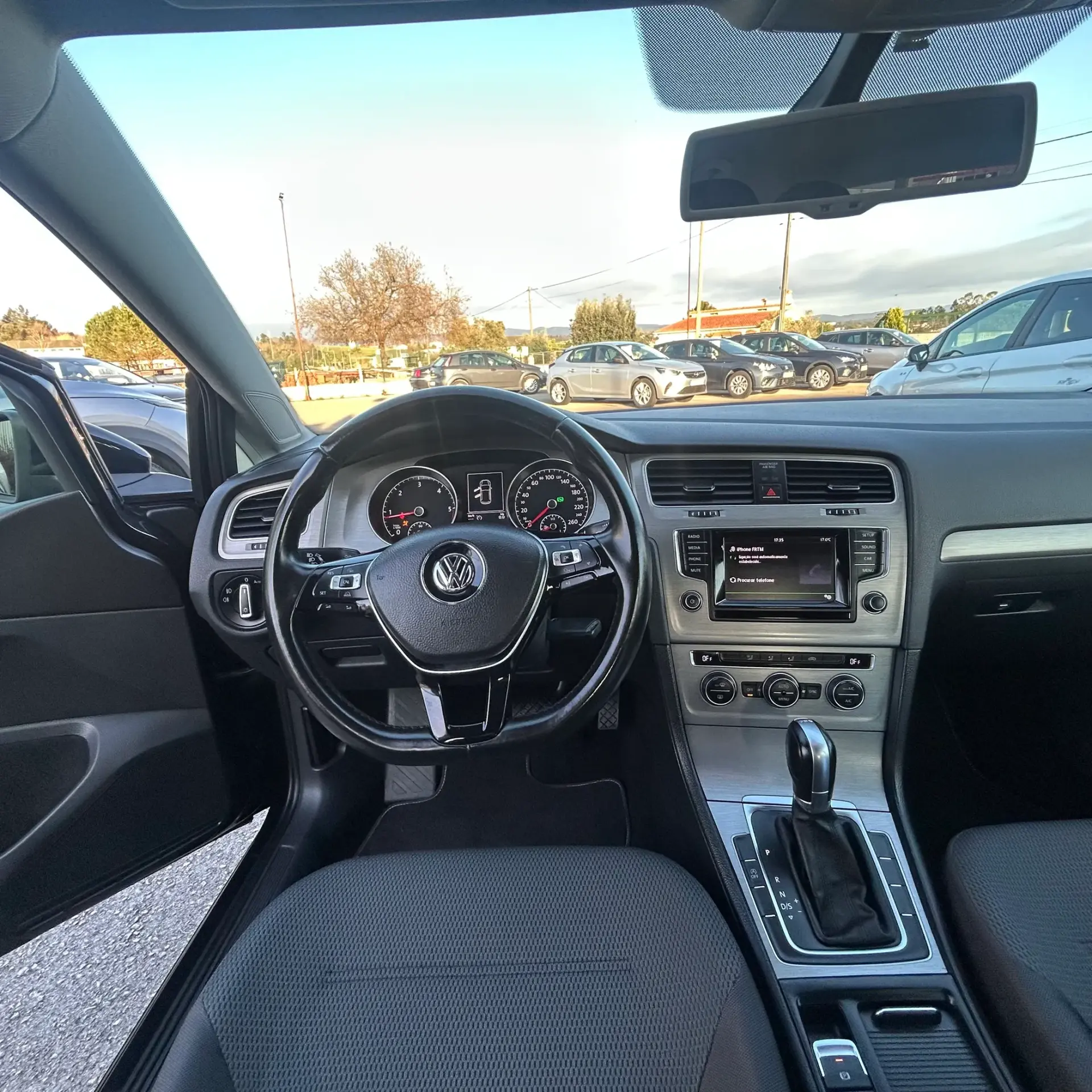 Volkswagen Golf 1.6 TDi Trendline DSG 18