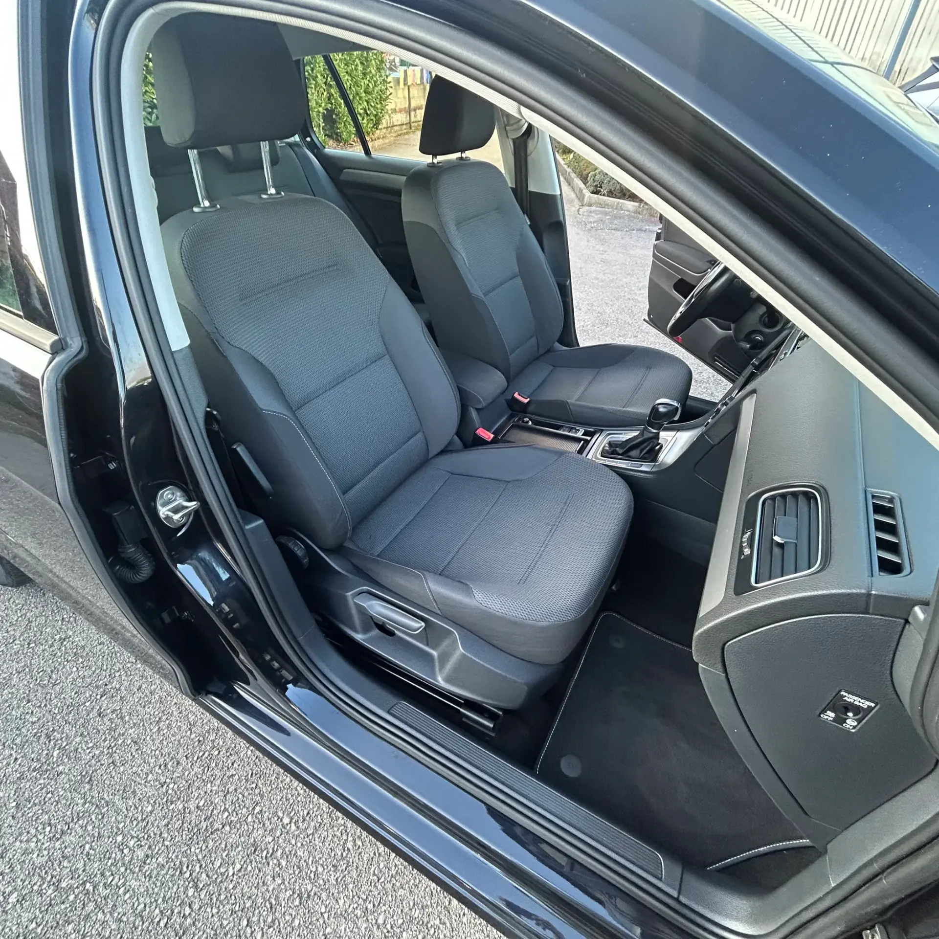 Volkswagen Golf 1.6 TDi Trendline DSG 30