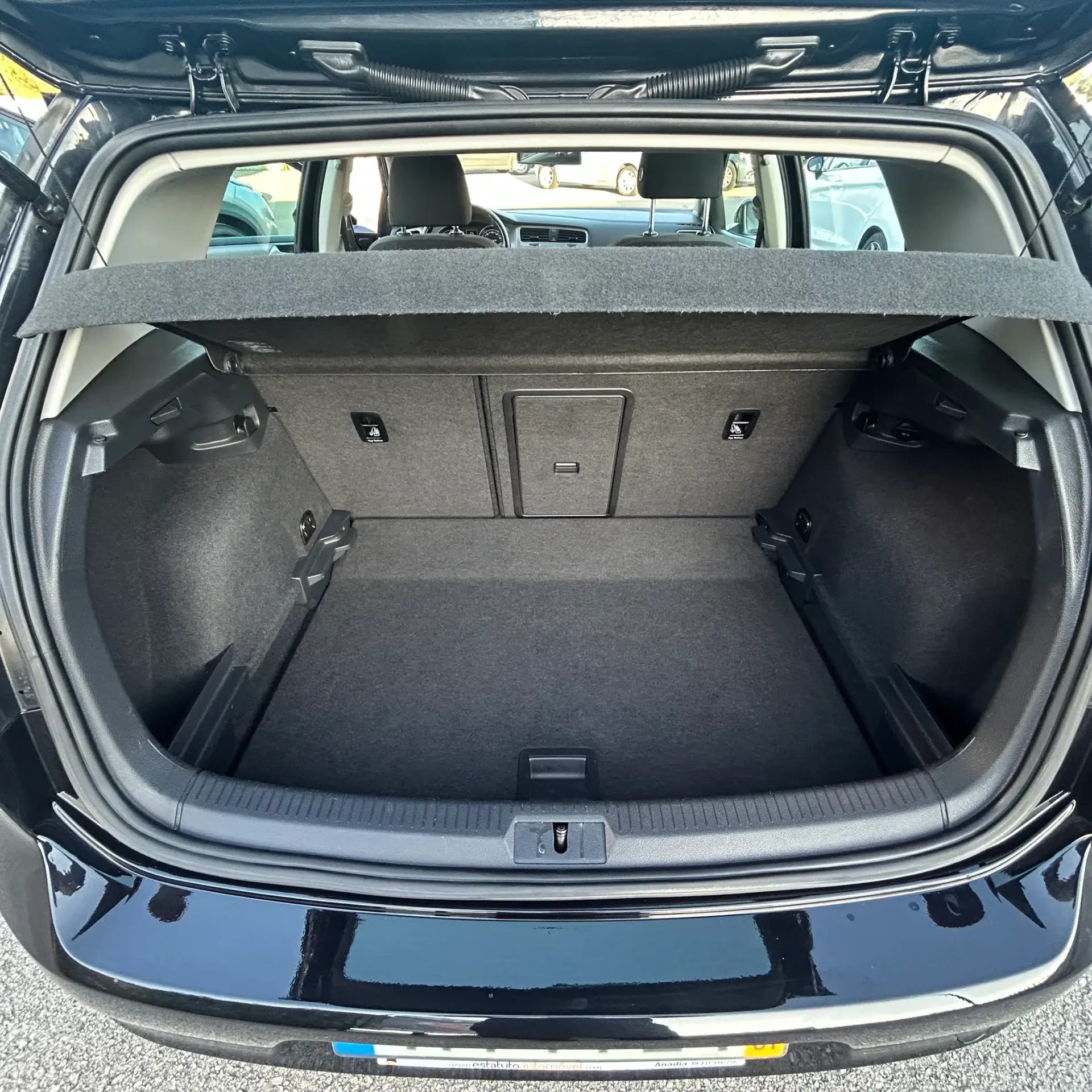 Volkswagen Golf 1.6 TDi Trendline DSG 31