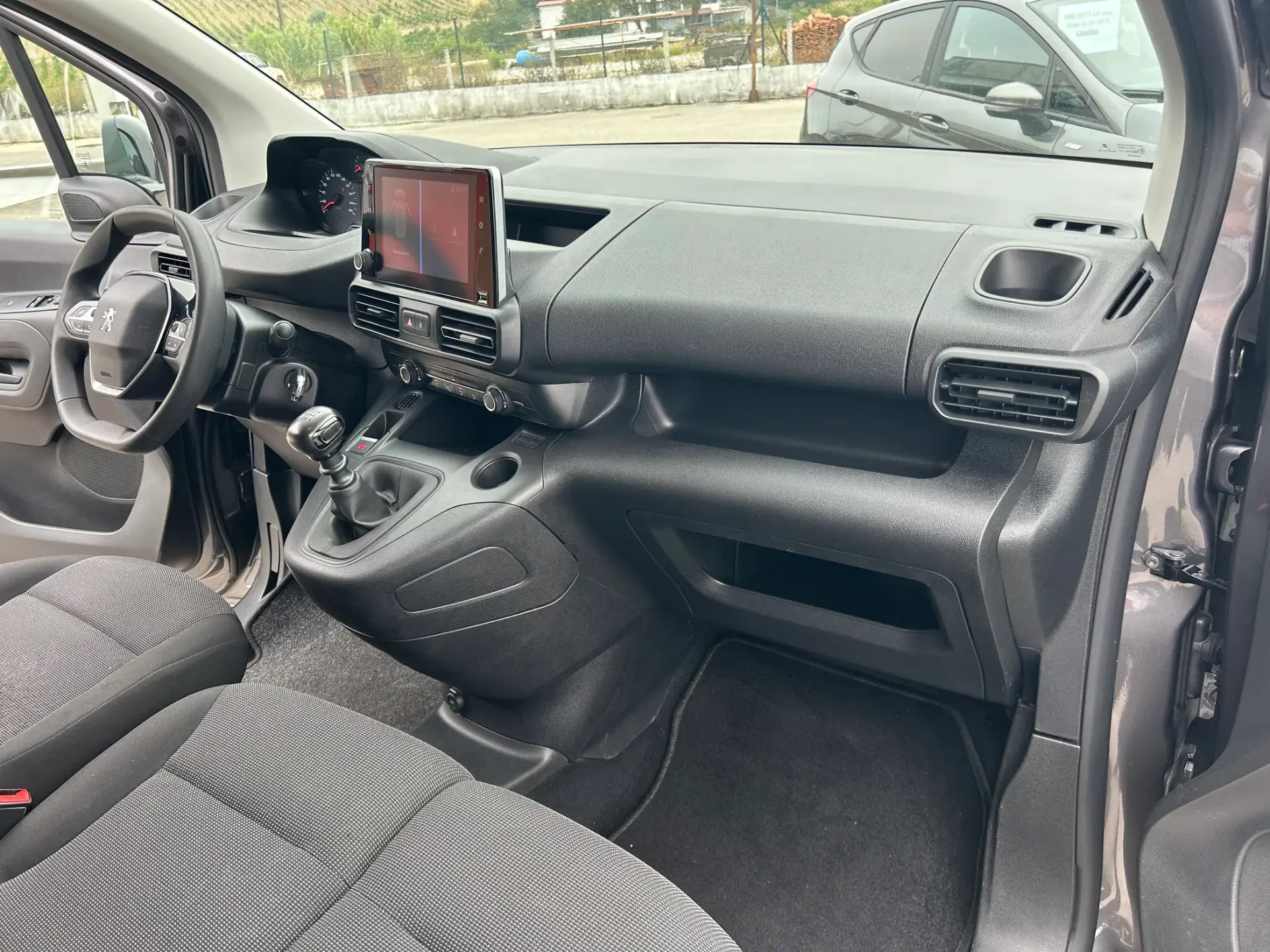 Peugeot Partner 1.5 BlueHDi Premium Standard Plus 32