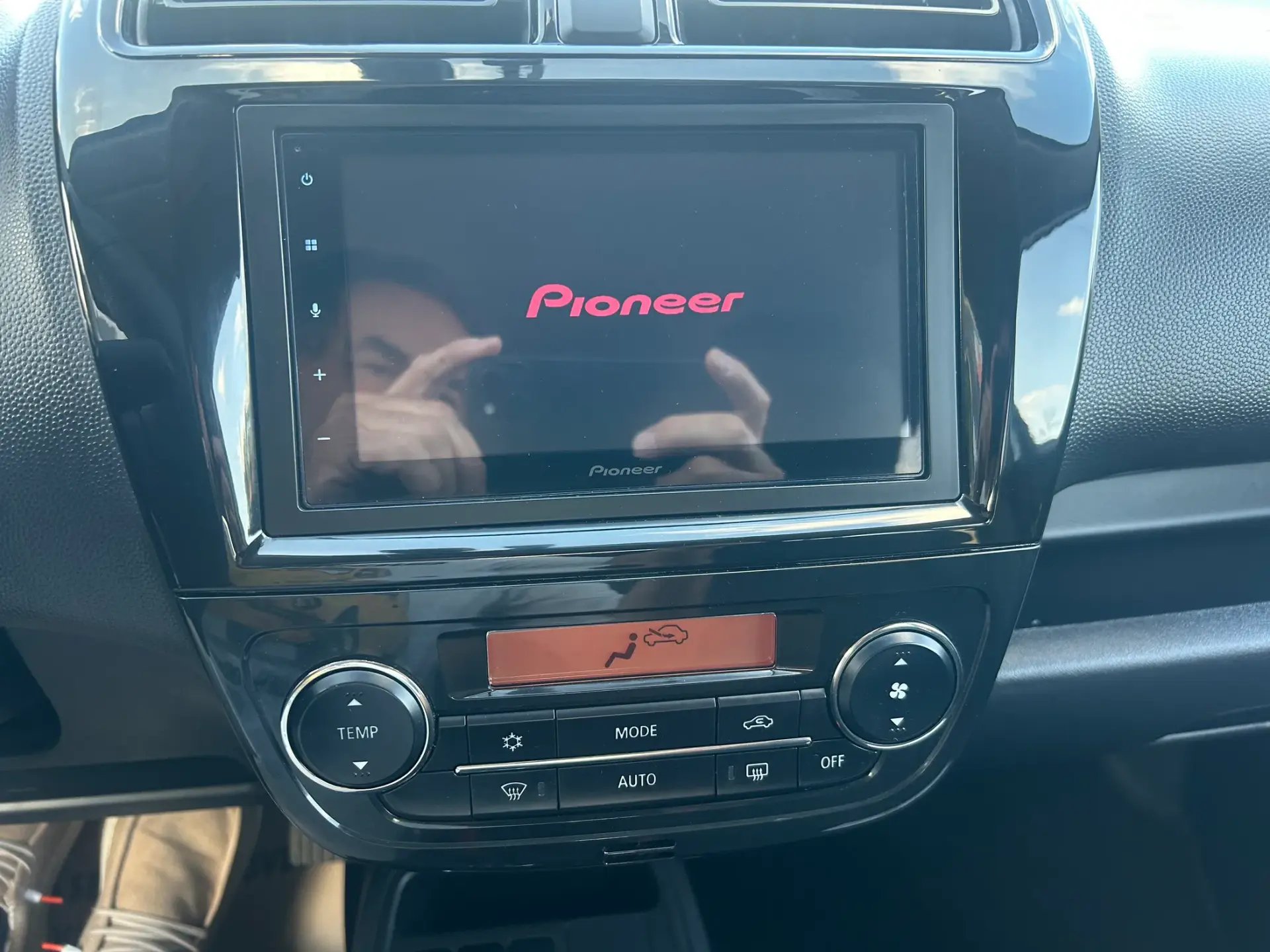 Mitsubishi Space Star 1.2 Connect Edition 24