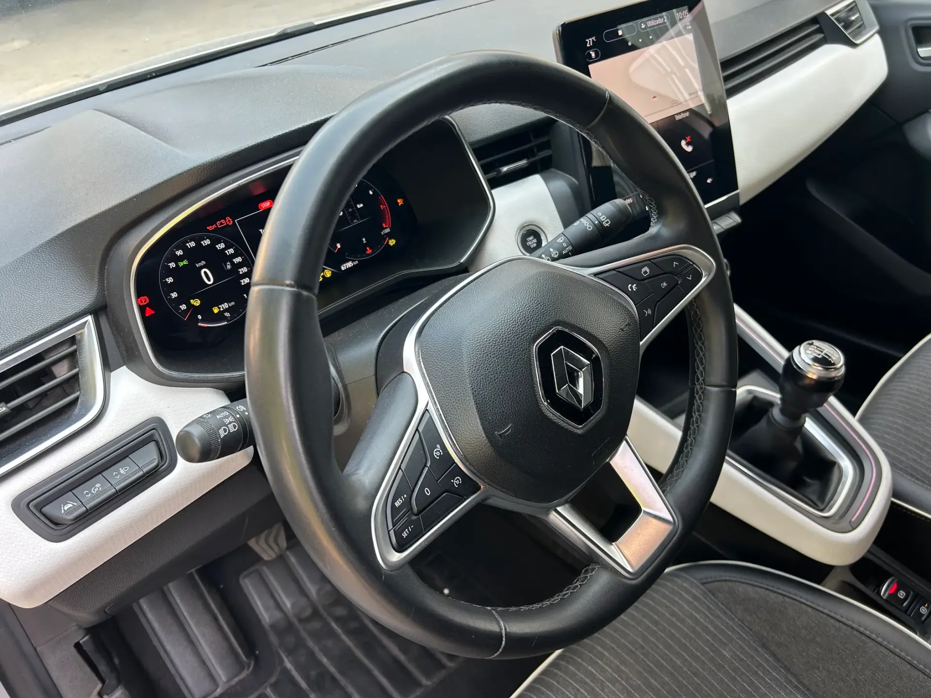 Renault Clio 1.0 TCe Techno 40