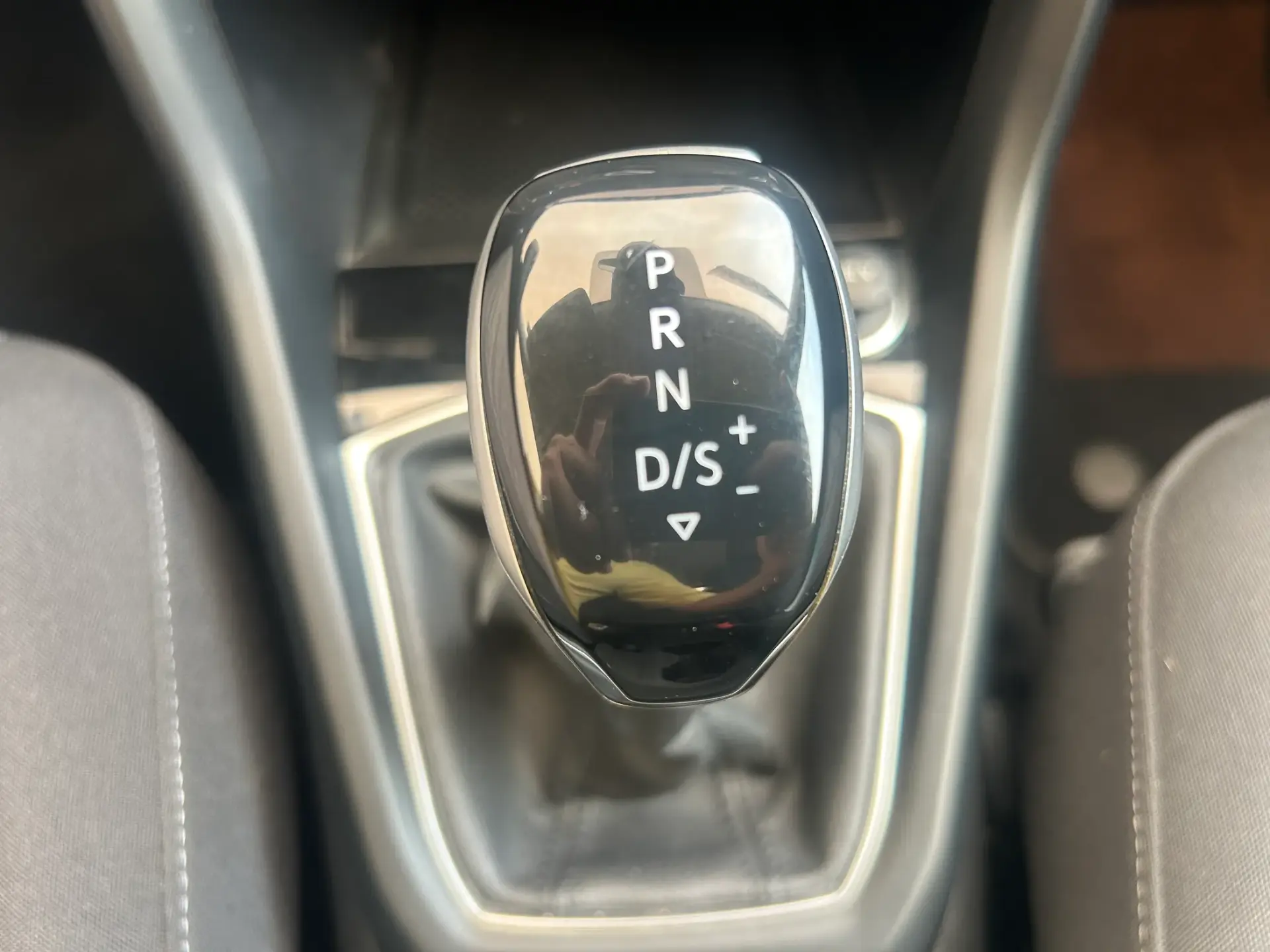 Volkswagen T-Cross 1.0 TSI Style DSG 20