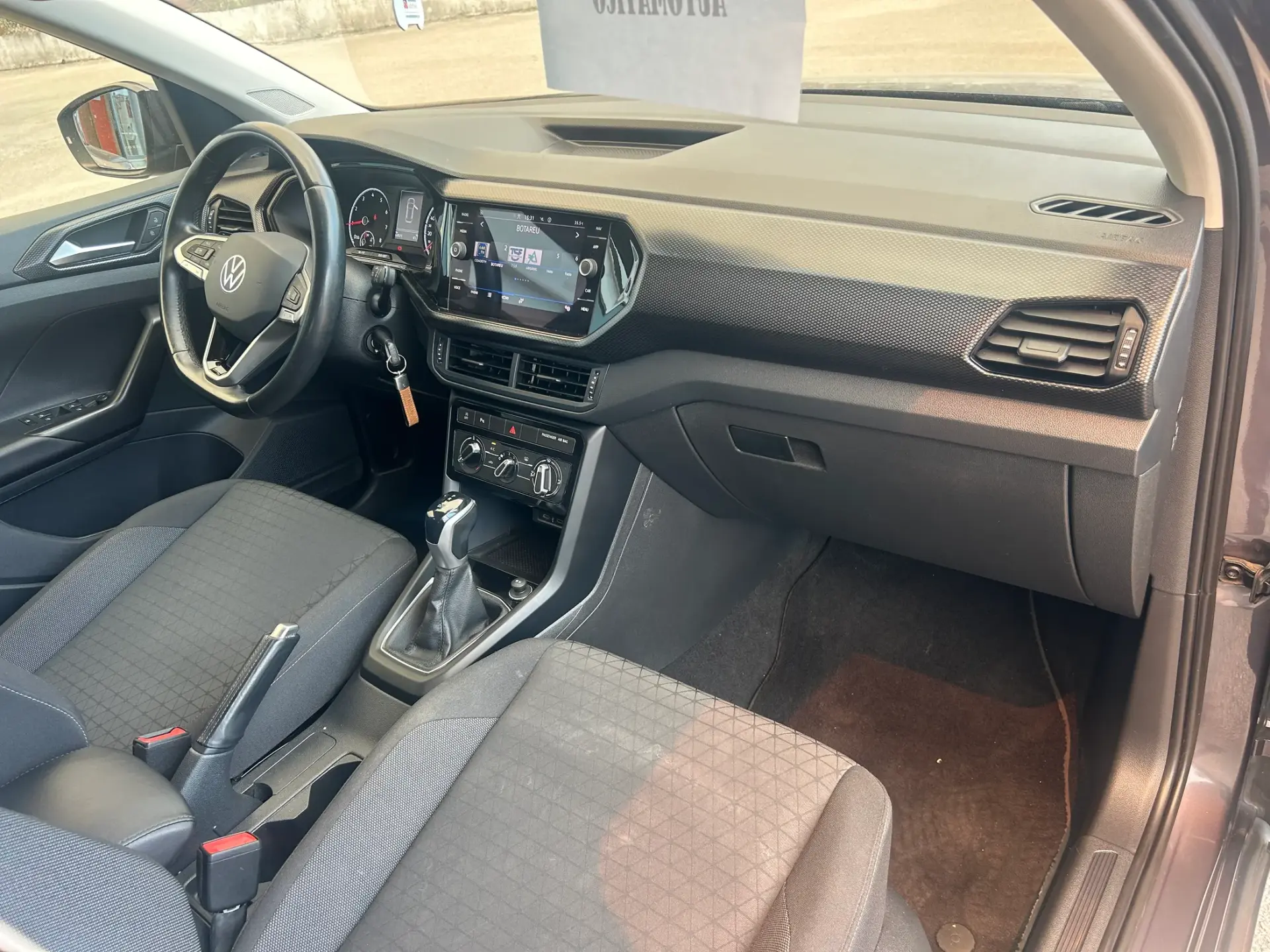 Volkswagen T-Cross 1.0 TSI Style DSG 23