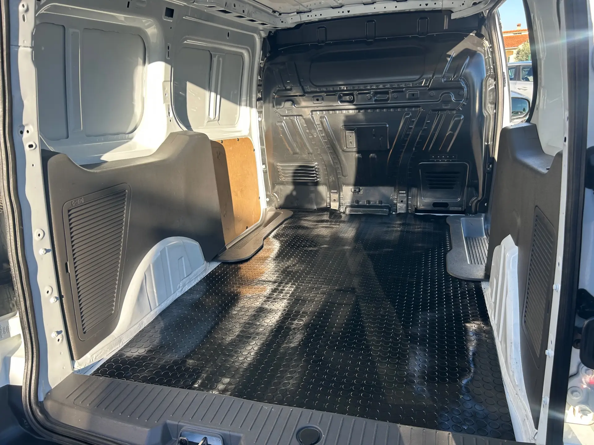 Ford Transit Connect 24