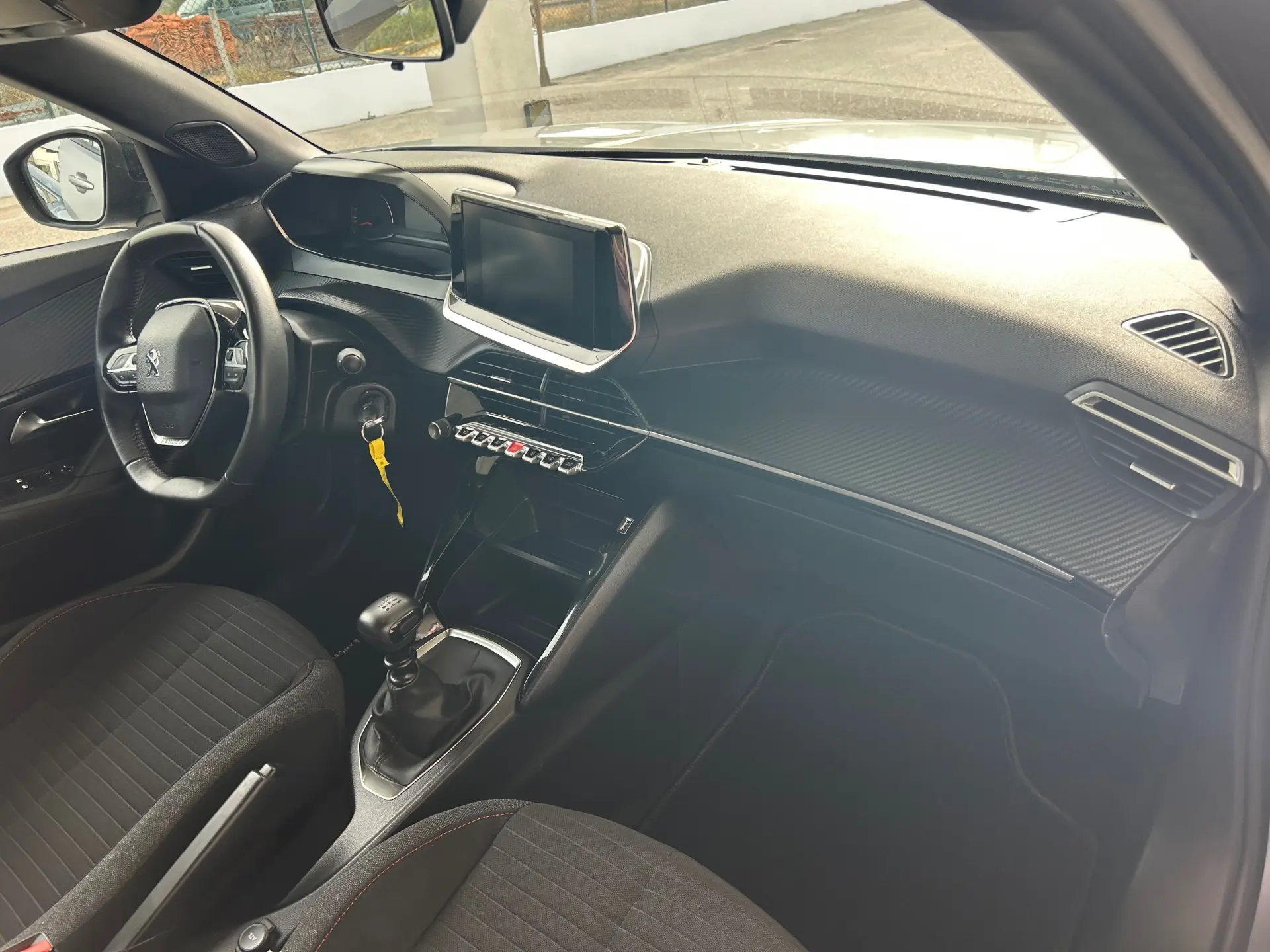 Peugeot 2008 1.2 PureTech Active Pack 16