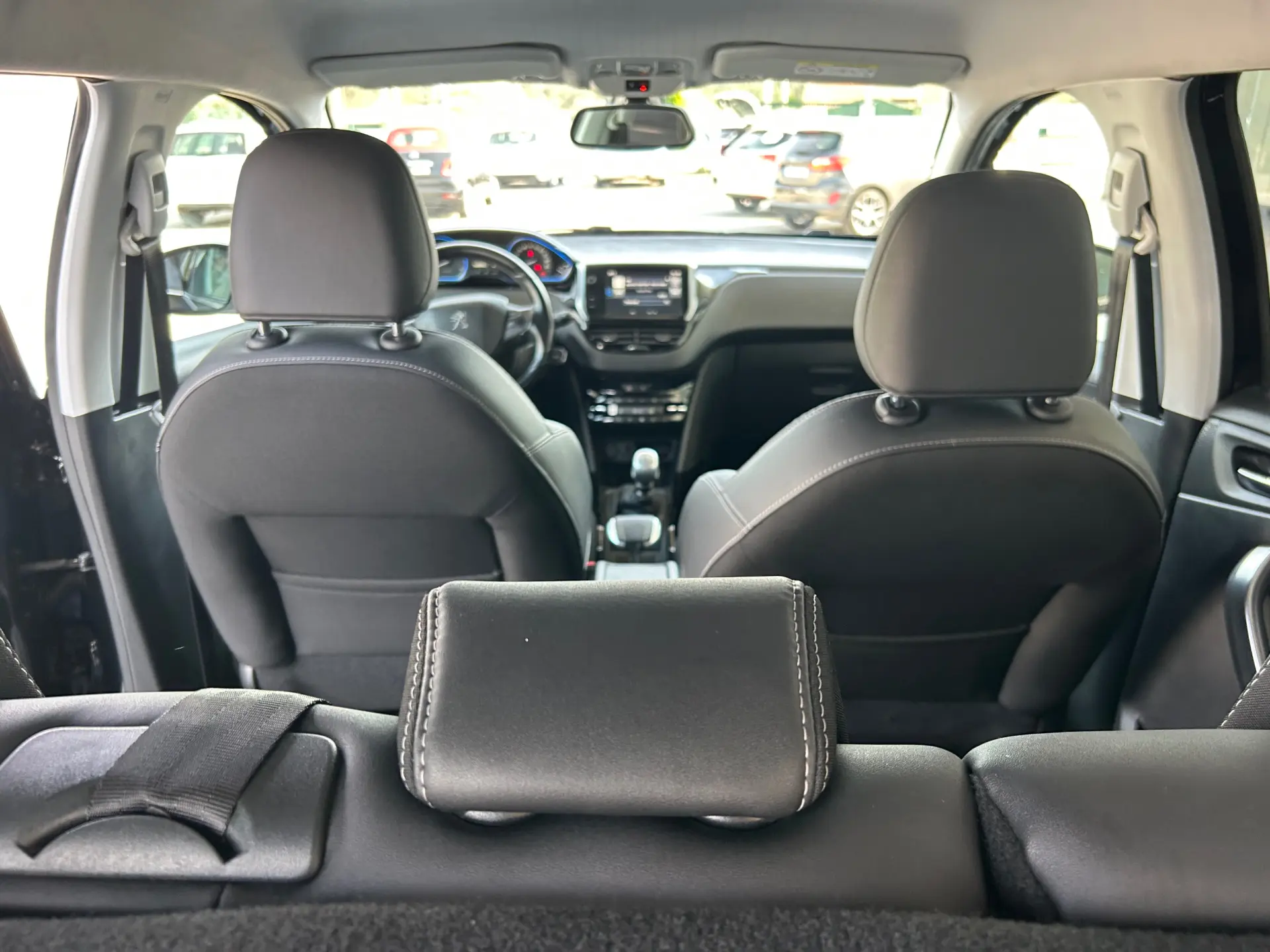 Peugeot 2008 BlueHDi FAP 120 STOP & START Allure 38