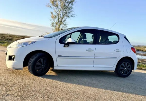 Peugeot 207 1.6 HDi 99g 2