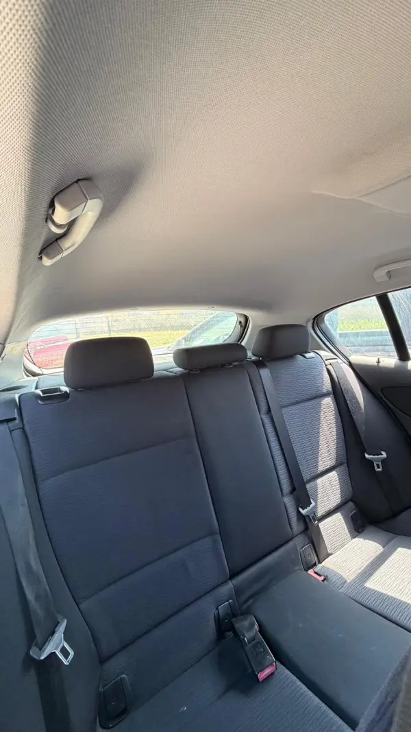 BMW 118 Outro 10