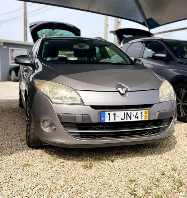 Renault Mégane Outro 6
