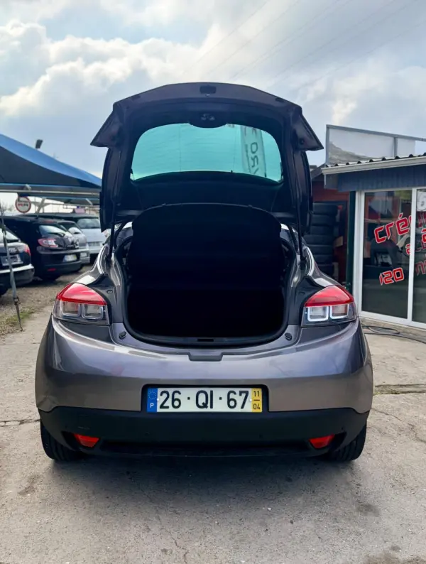 Renault Mégane Coupé 12