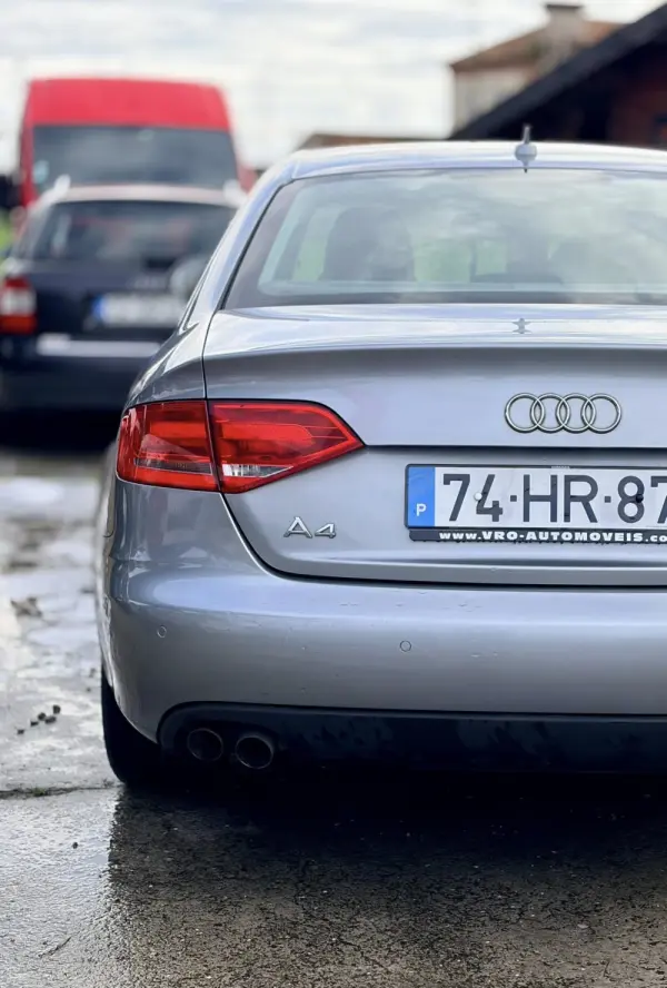 Audi A4 2.0 TDI 3