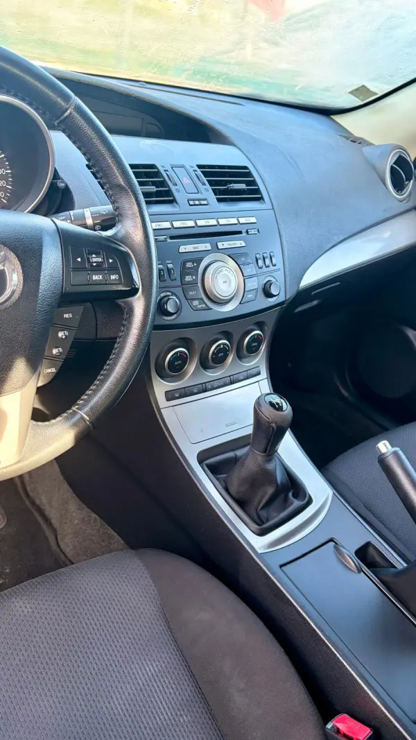 Mazda 3 MZ-CD 1.6 Exclusive Cin./Beje 14