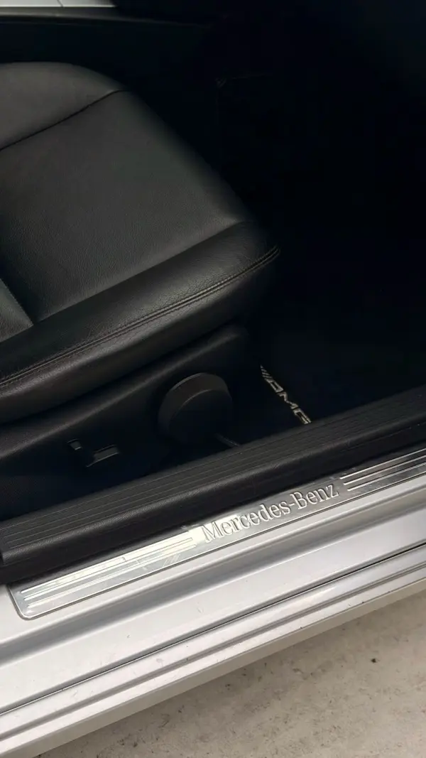 Mercedes-Benz C 200 Outro 7