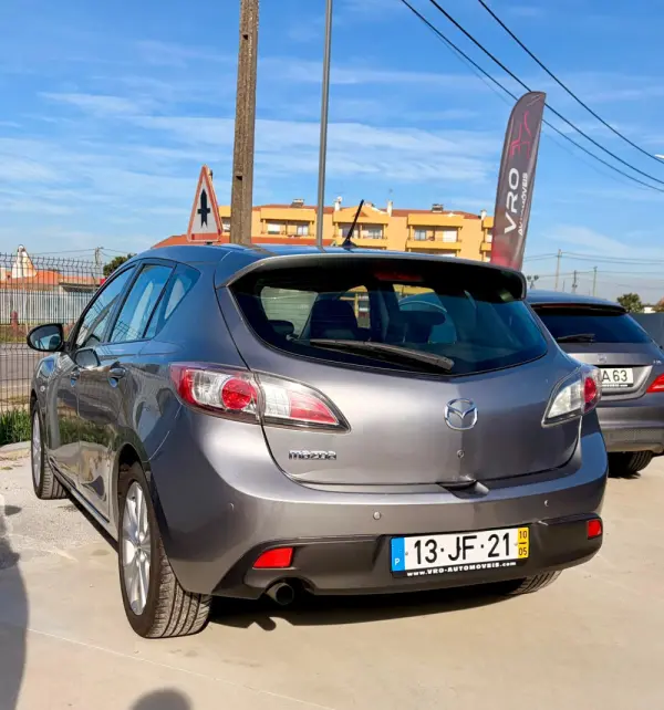 Mazda 3 MZ-CD 1.6 Exclusive Cin./Beje 2
