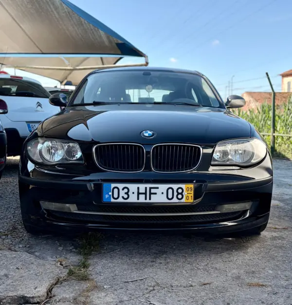 BMW 118 Outro 1