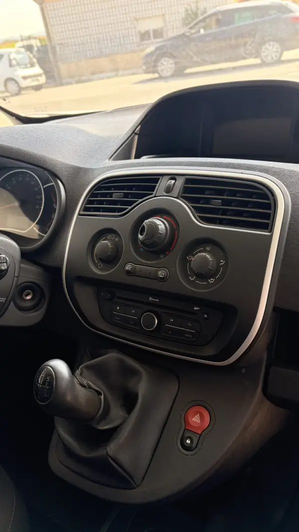 Renault Kangoo 9
