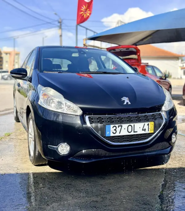 Peugeot 208 1.4 HDi 1