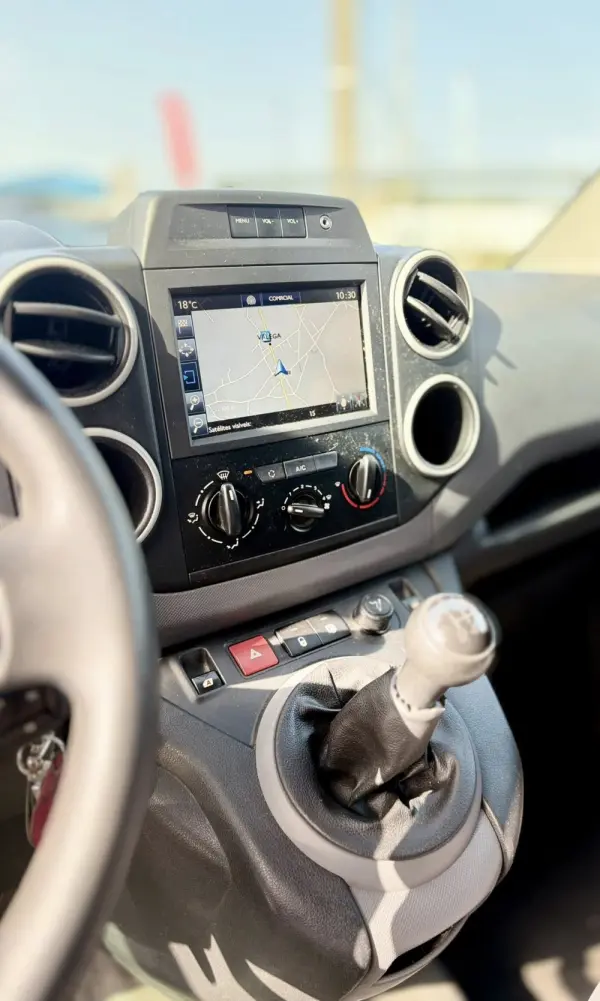 Peugeot Partner Outro 16