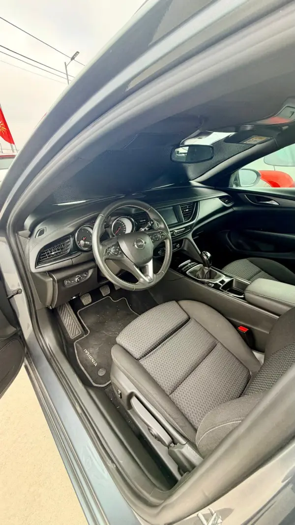 Opel Insignia Sports Tourer 7