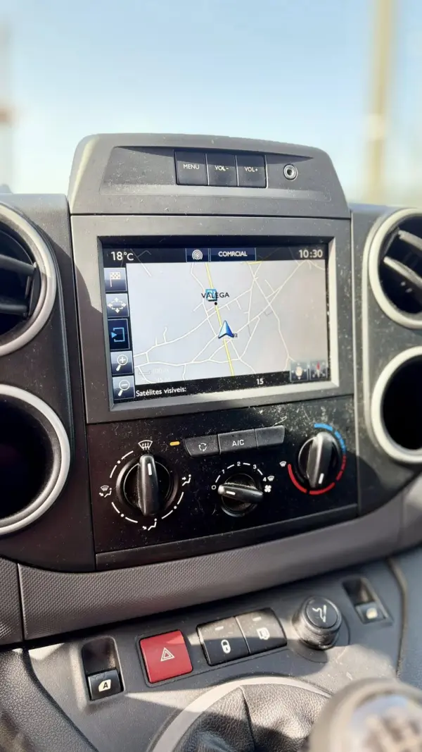 Peugeot Partner Outro 4