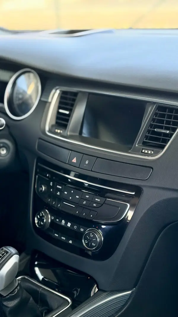 Peugeot 508 SW 9
