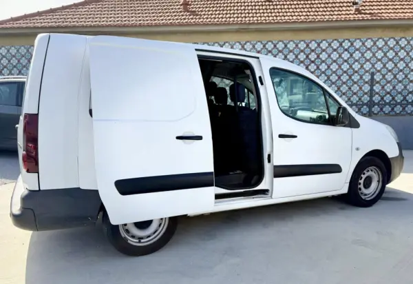Peugeot Partner Outro 17