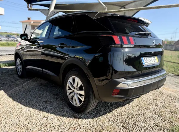 Peugeot 3008 8