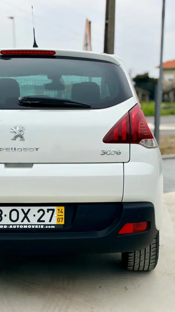 Peugeot 3008 Outro 18