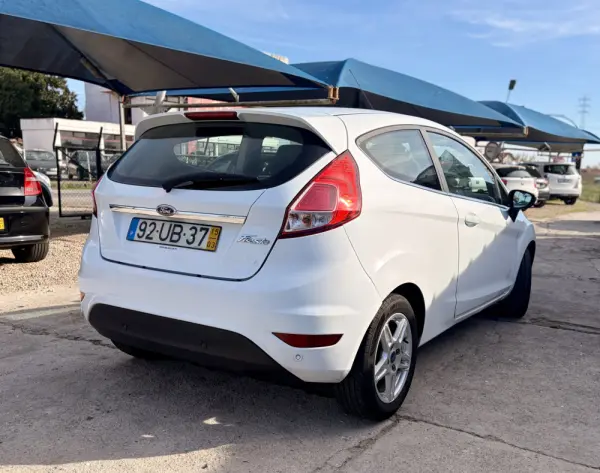 Ford Fiesta FIESTA VI 9