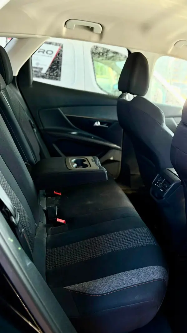 Peugeot 3008 11