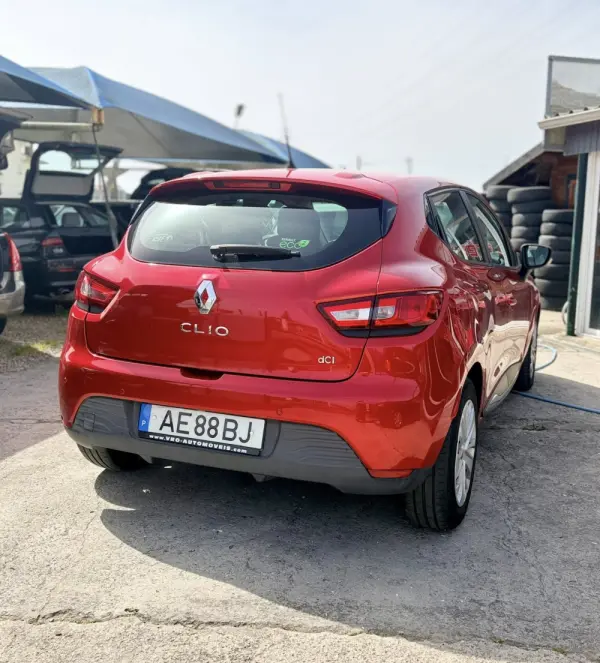 Renault Clio 1.5 dCi Confort 9